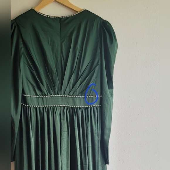 Ieena for Mac Duggal,Satin Puff  Shoulder  Gown,Emerald Green/Rhinestone,Size 10 - Picture 11 of 11